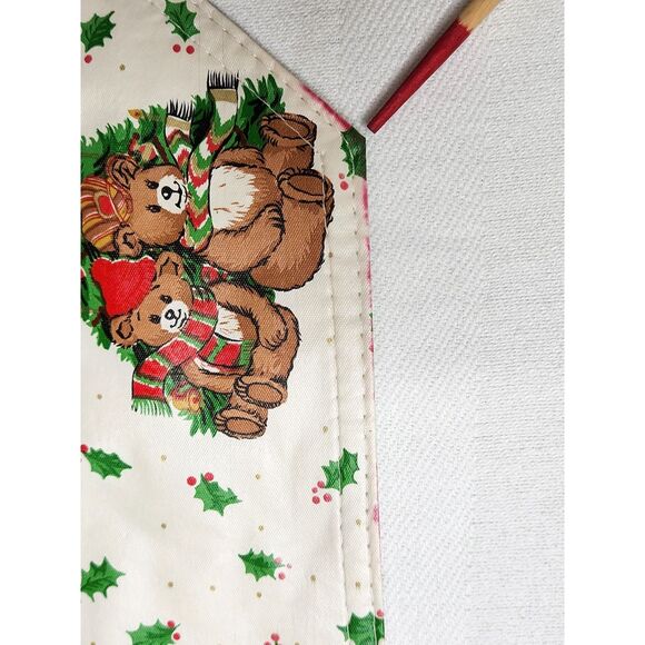 Vintage Vinyl Christmas Placemats Double Sided Holiday Bears Trees & Holly - Picture 9 of 9